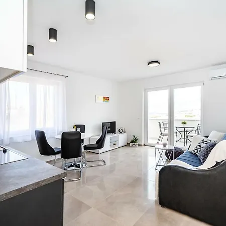 Apartmani Matej B Pag Town Zimmer foto